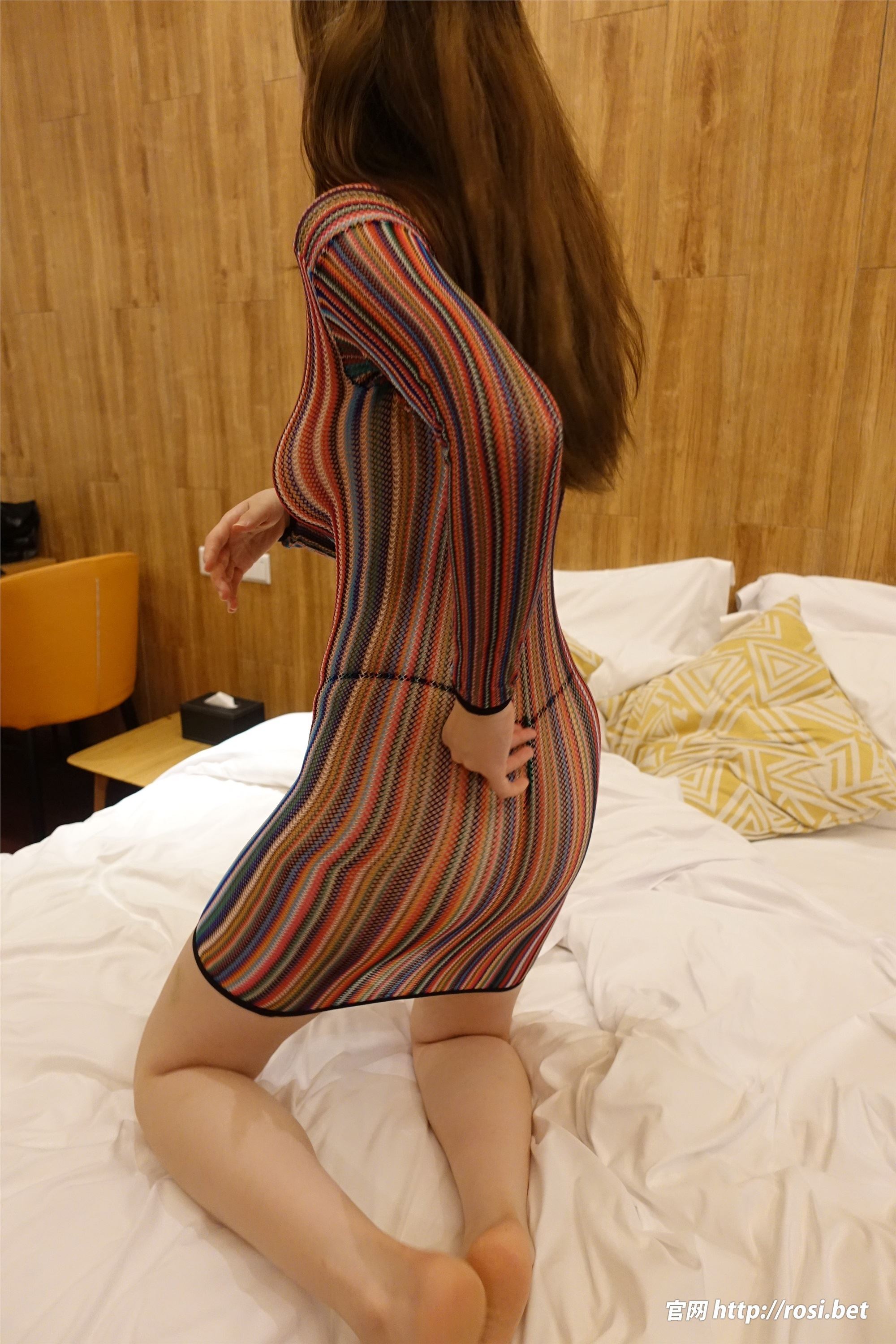 ROSI写真 2023.11.25 NO.4373